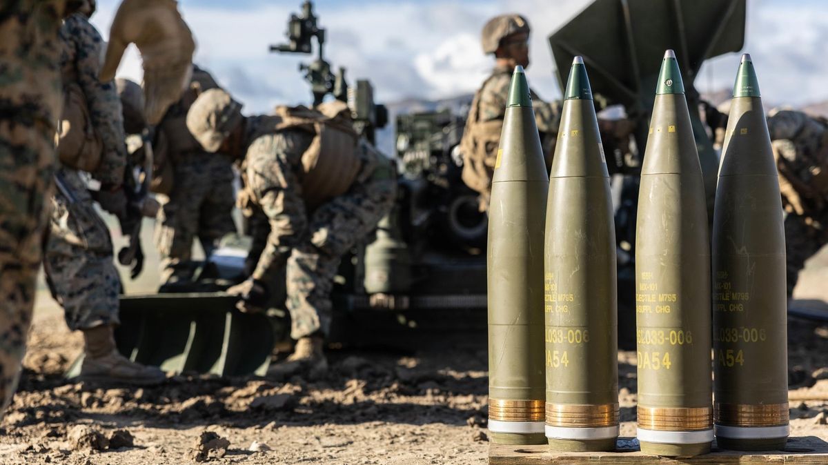 USA našly pro Ukrajinu nové zásoby munice. Popudily tím Izrael